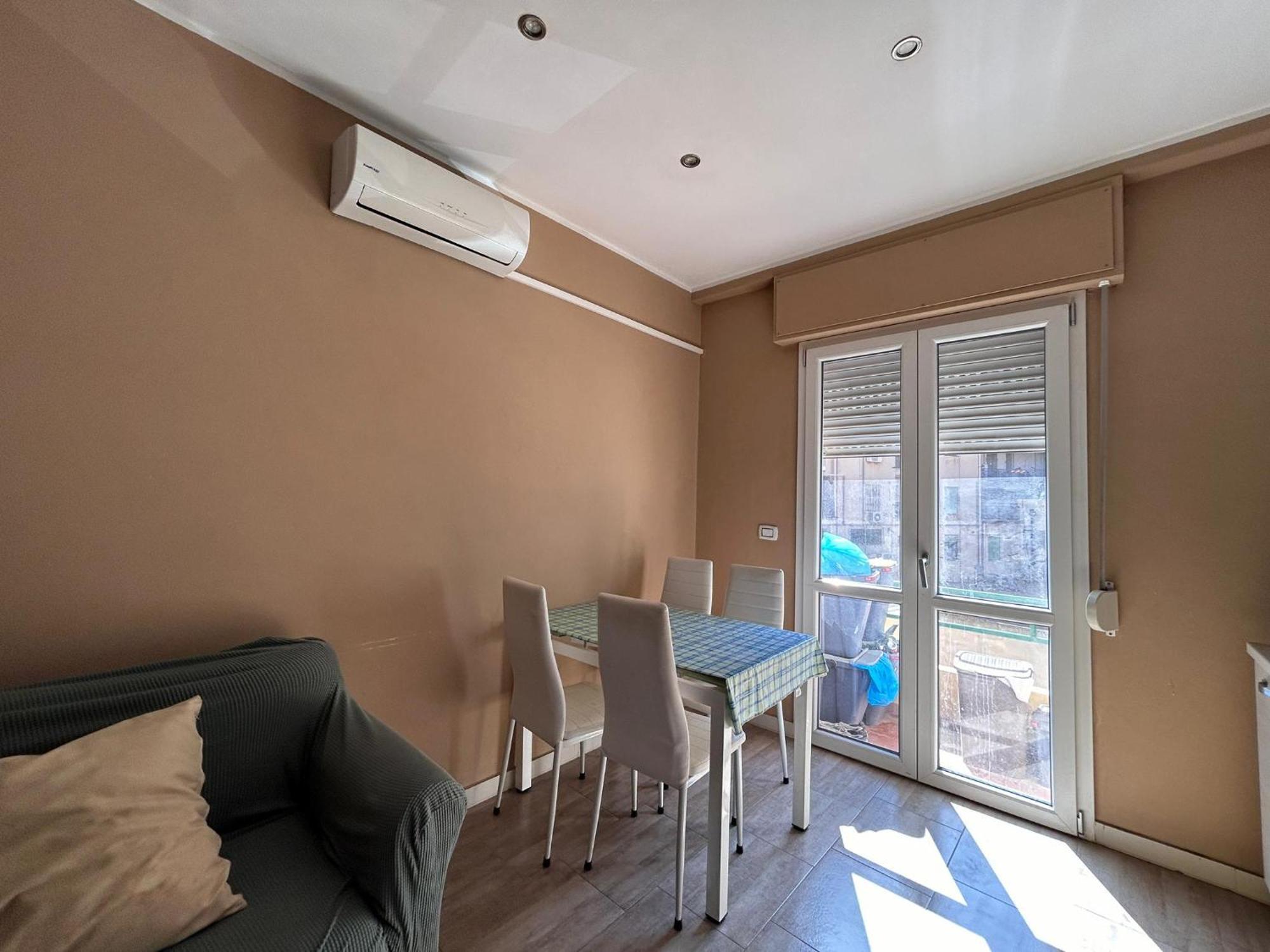 Appartamento Con Terrazzo Privato E Netflix Cagliari Exterior foto