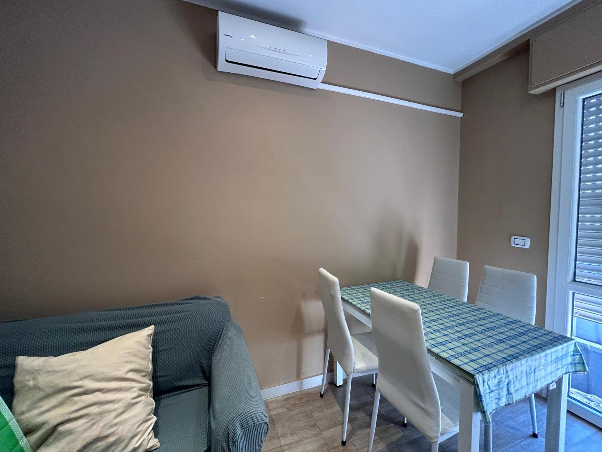 Appartamento Con Terrazzo Privato E Netflix Cagliari Exterior foto